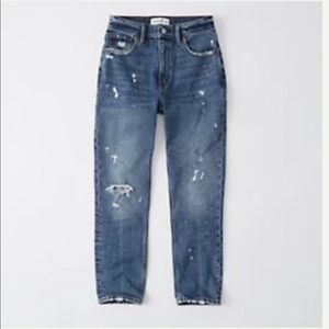 Abercrombie & Fitch High Rise Mom Jeans